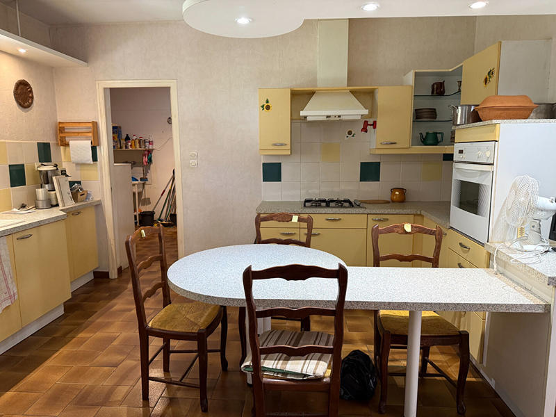 Maison - 140 m² - 6 pièces