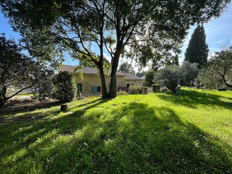 Maison - 160 m² - 8 pièces