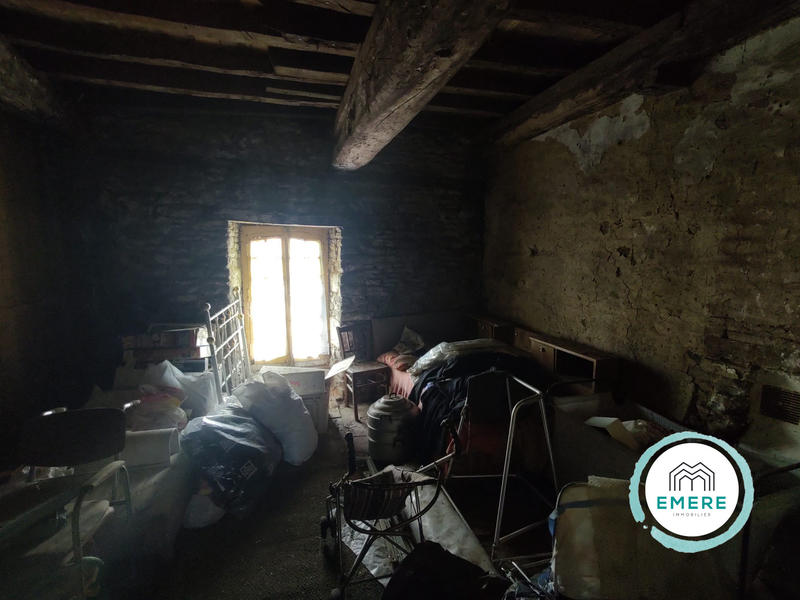 Maison ancienne - 200 m² - 4 pièces