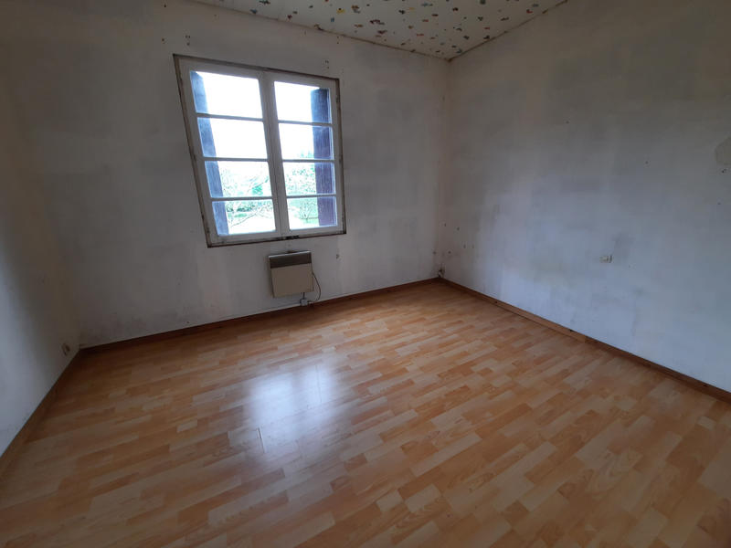 Maison - 210 m² - 8 pièces