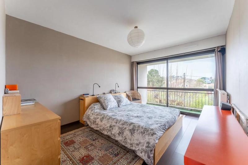 Appartement - 100 m² - 5 pièces