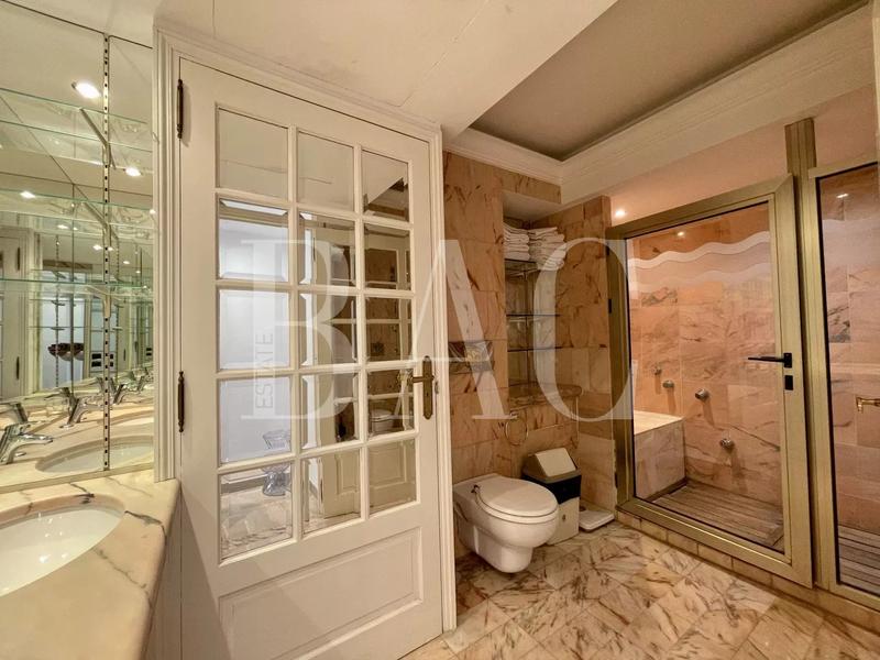 Appartement - 72 m² - 2 pièces