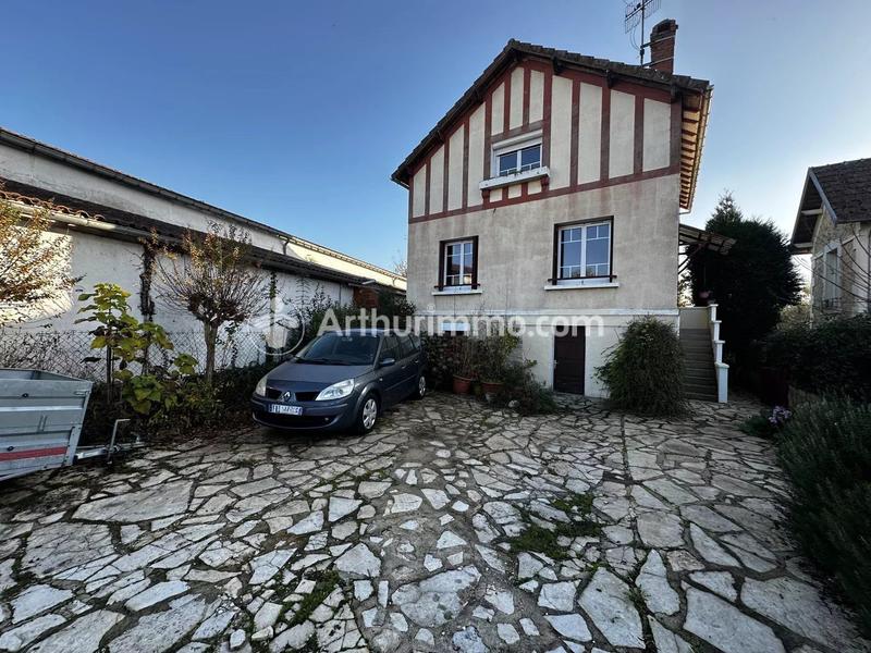 Maison - 102 m² - 4 pièces