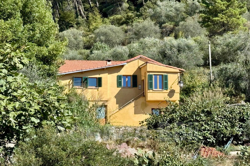 Maison - 108 m² - 4 pièces