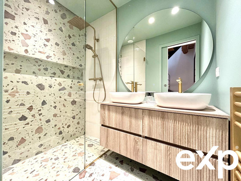 Maison traditionnelle - 77 m² - 4 pièces