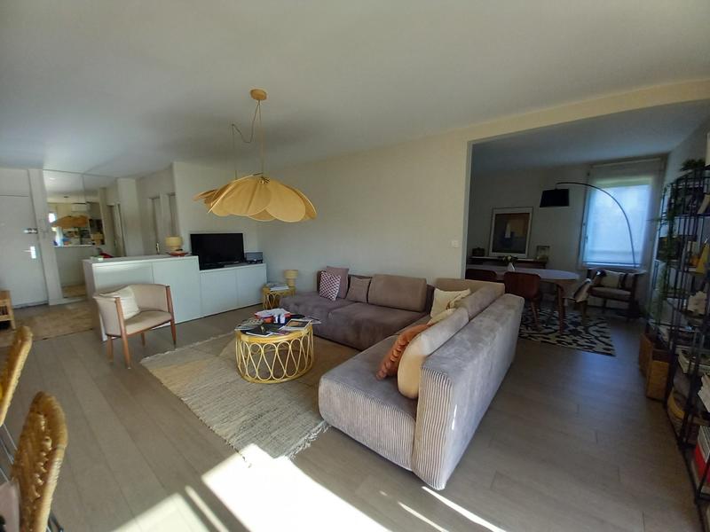 Appartement - 82 m² - 4 pièces