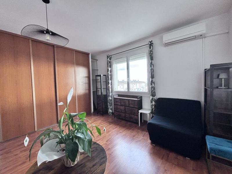 Studio - 29 m² - 1 pièce