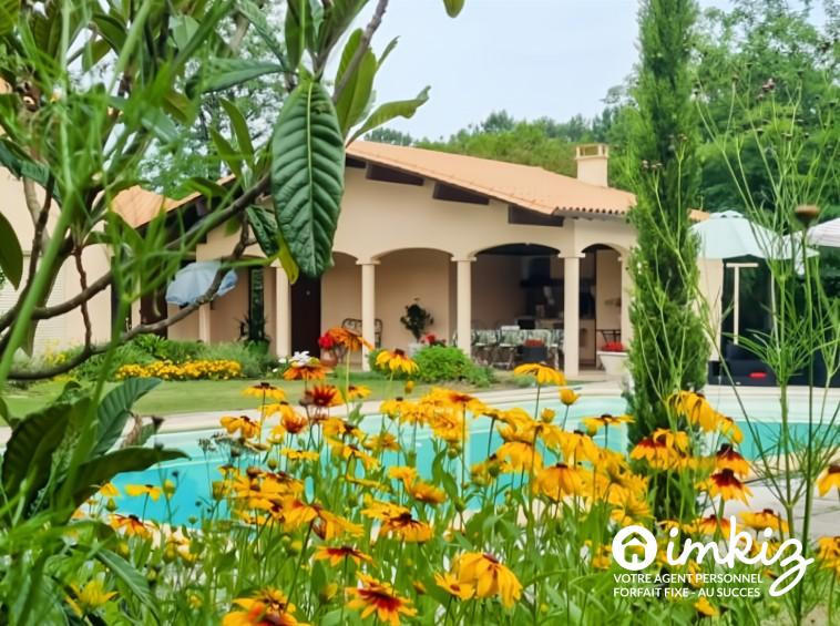 Maison - 206 m² - 7 pièces