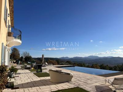 Villa - 229 m² - 7 pièces