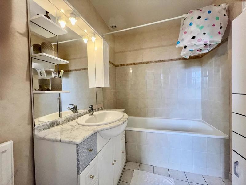 Maison - 96 m² - 6 pièces