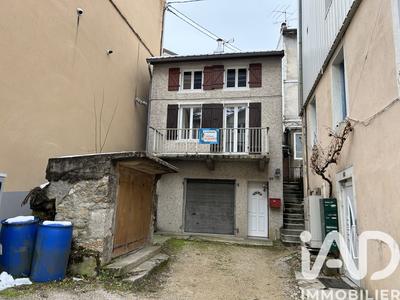 Maison - 160 m² - 8 pièces