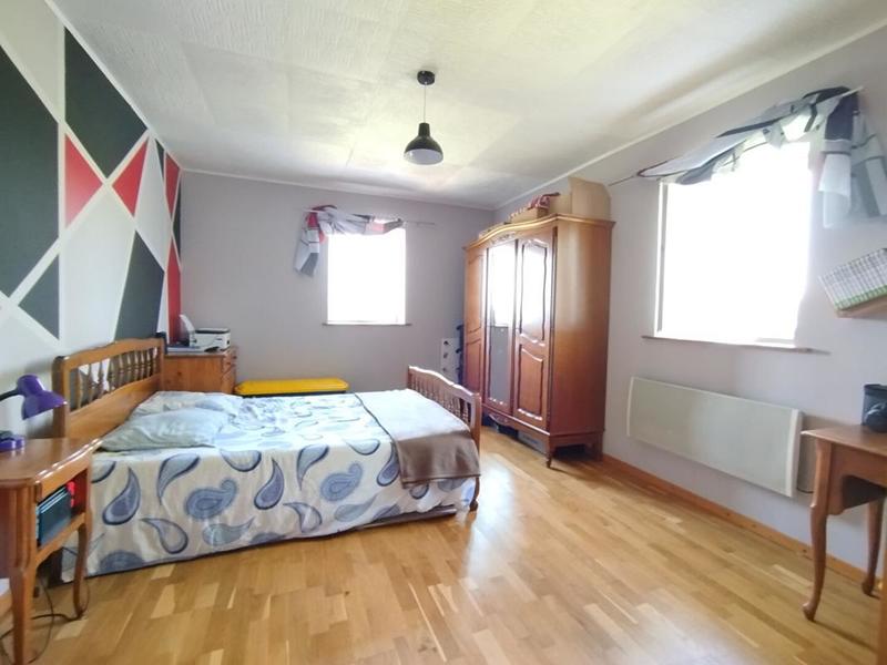 Maison - 161 m² - 6 pièces