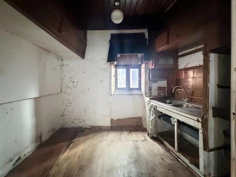 Immeuble - 139 m² - 7 pièces