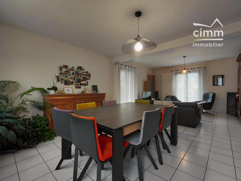 Maison - 114 m² - 4 pièces