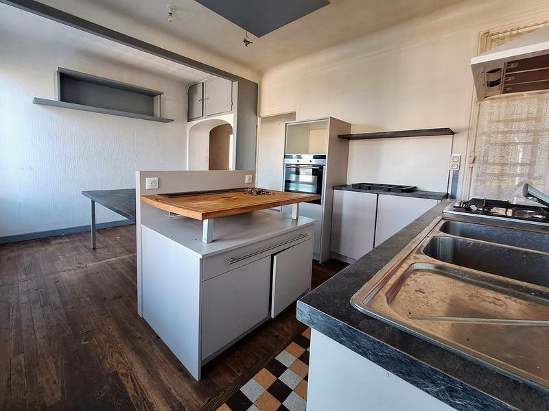 Maison - 104 m² - 4 pièces