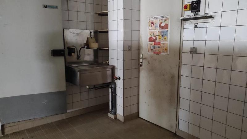 Local commercial - 140 m² - 3 pièces