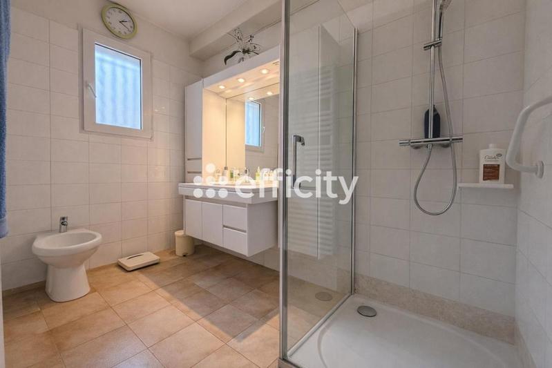 Villa - 115 m² - 4 pièces