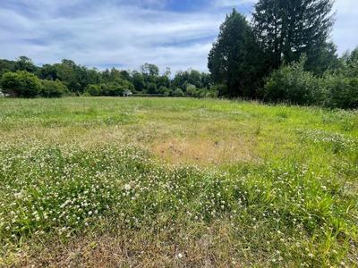Terrain constructible - 2 186 m²