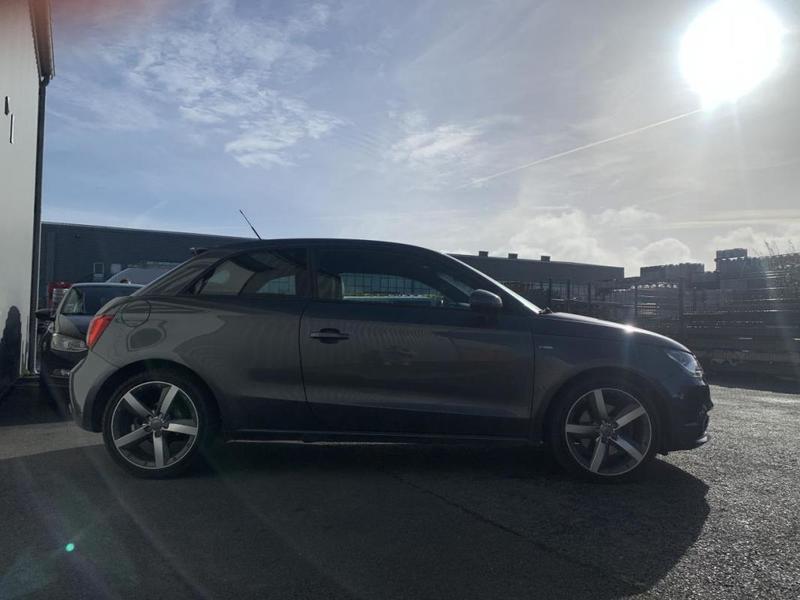 Audi A1 1.4 Tfsi 122 Ch s line - Garantie 6 Mois