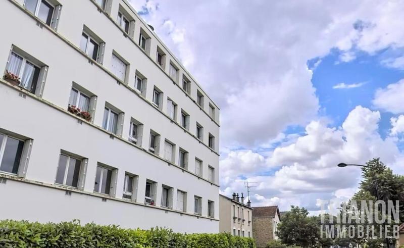 Appartement - 64 m² - 4 pièces