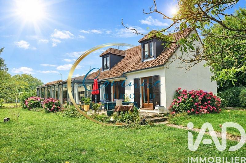Maison - 137 m² - 6 pièces