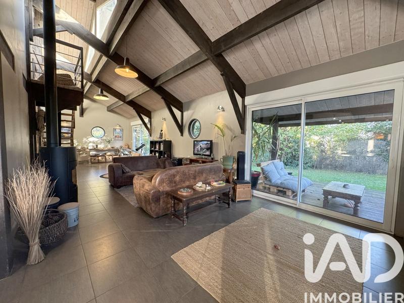 Maison - 130 m² - 5 pièces