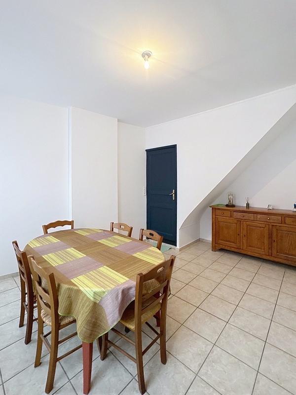 Maison - 94 m² - 6 pièces