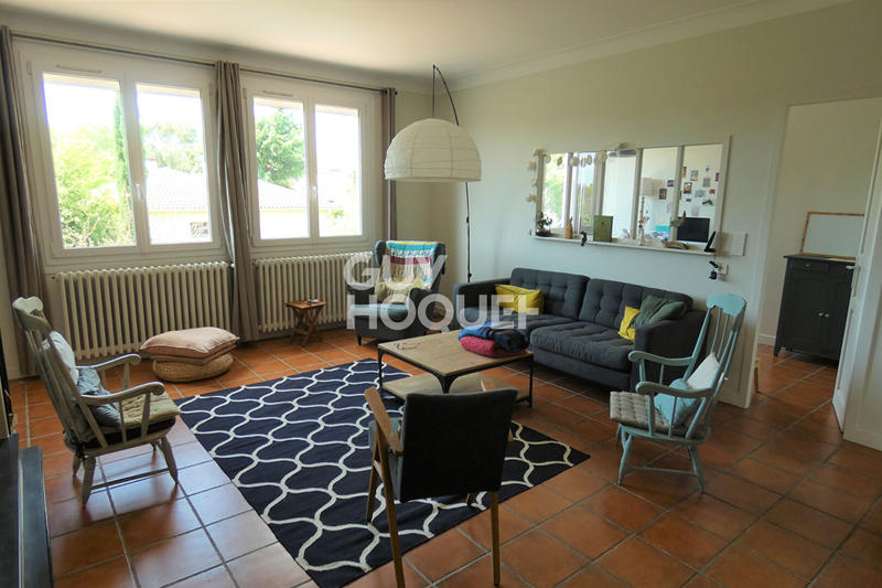 Maison - 234 m² - 7 pièces