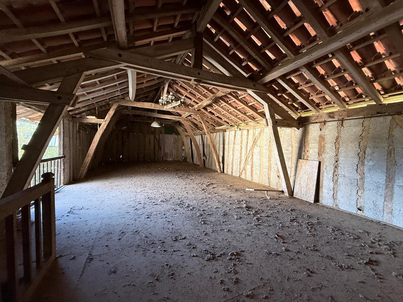 Maison - 250 m² - 5 pièces