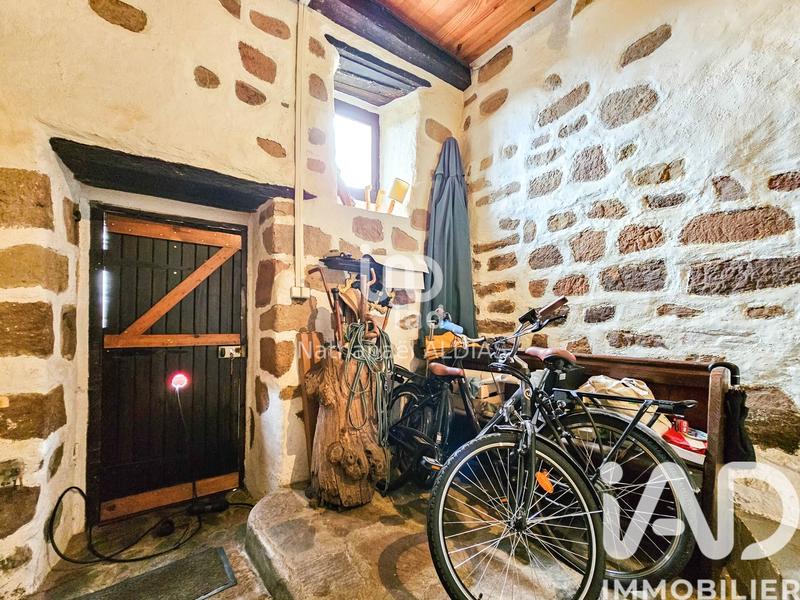 Maison - 96 m² - 4 pièces