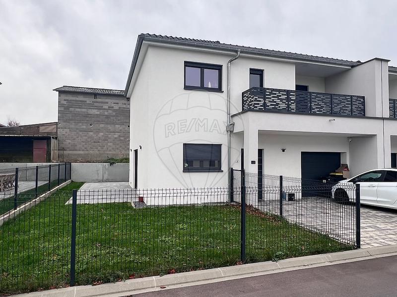 Maison - 120 m² - 7 pièces