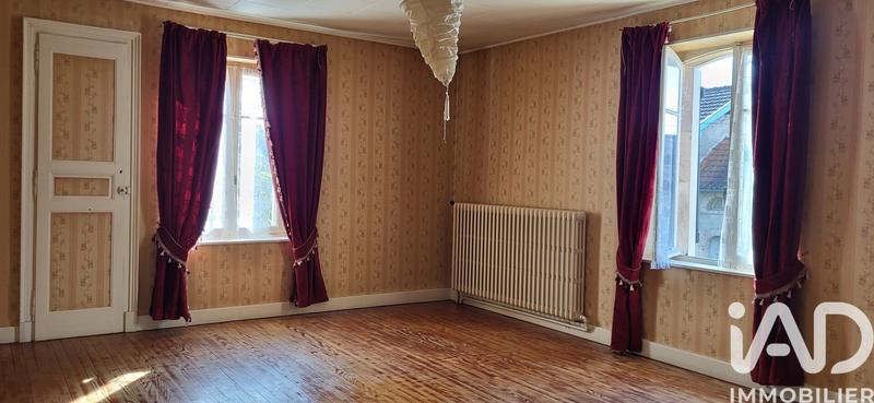 Maison - 220 m² - 8 pièces