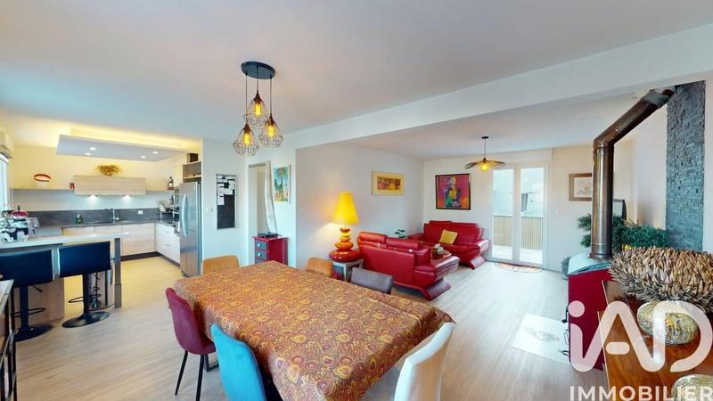 Maison - 110 m² - 6 pièces