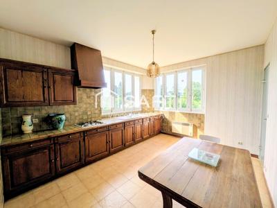 Maison - 170 m² - 7 pièces