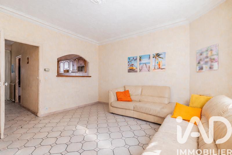 Maison - 77 m² - 5 pièces