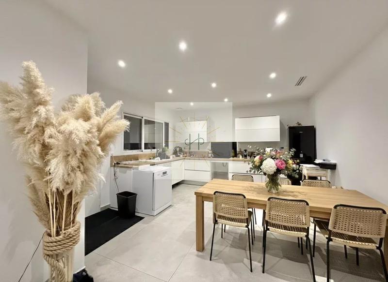 Maison - 116 m² - 5 pièces