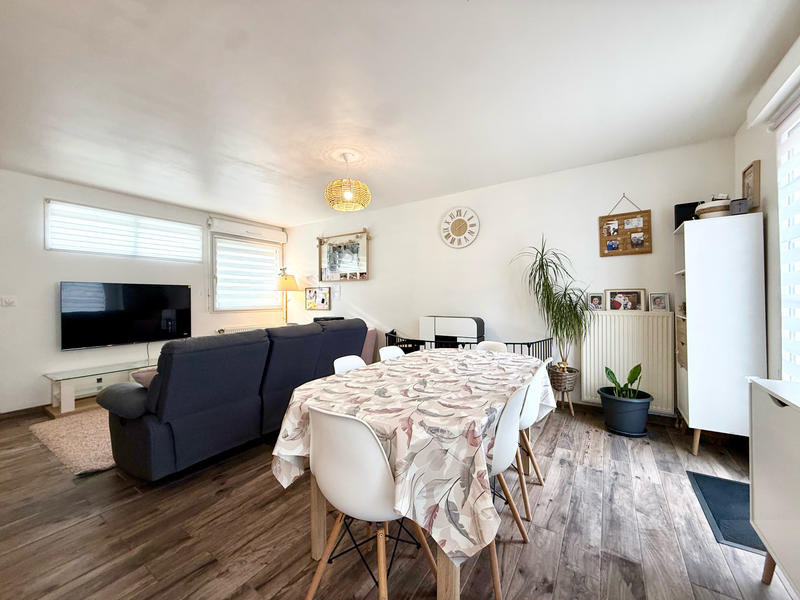 Maison - 80 m² - 4 pièces