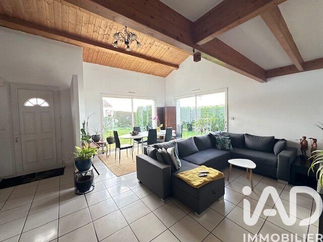 Maison - 120 m² - 5 pièces