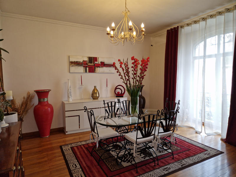 Appartement - 160 m² - 4 pièces