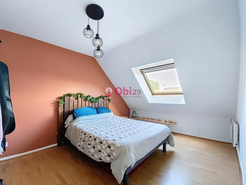 Maison - 92 m² - 5 pièces