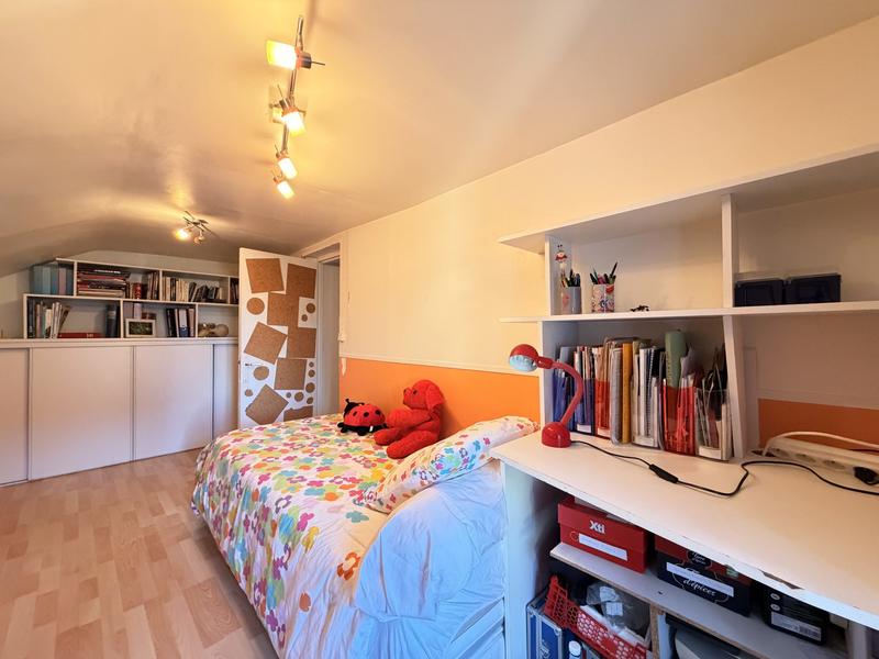 Maison - 140 m² - 5 pièces