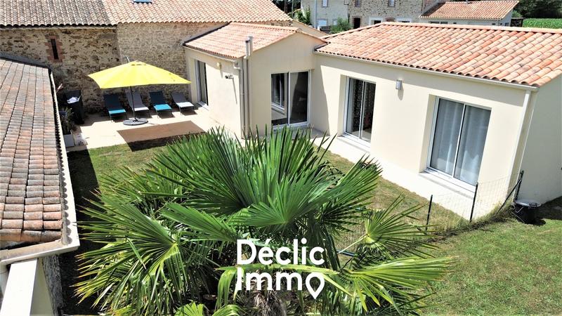 Maison - 140 m² - 8 pièces