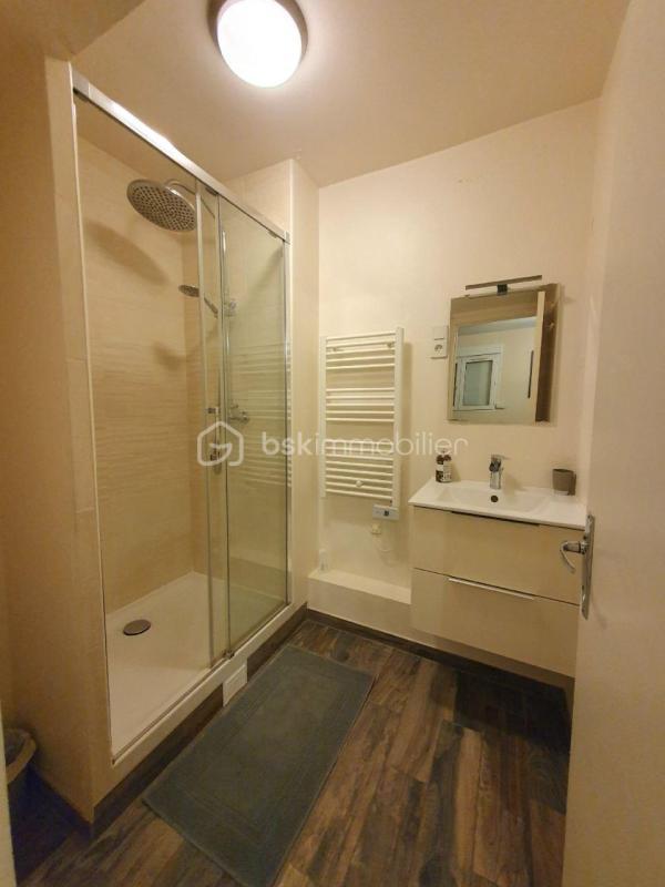 Studio - 30 m² - 1 pièce