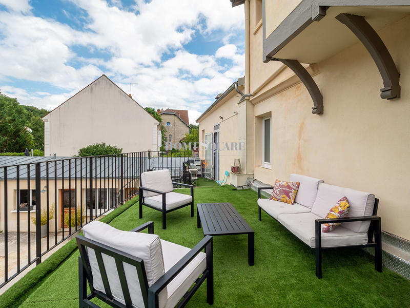 Appartement - 93 m² - 3 pièces