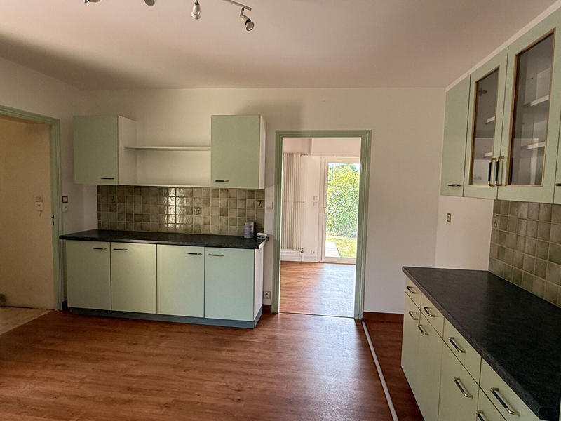 Maison - 168 m² - 7 pièces