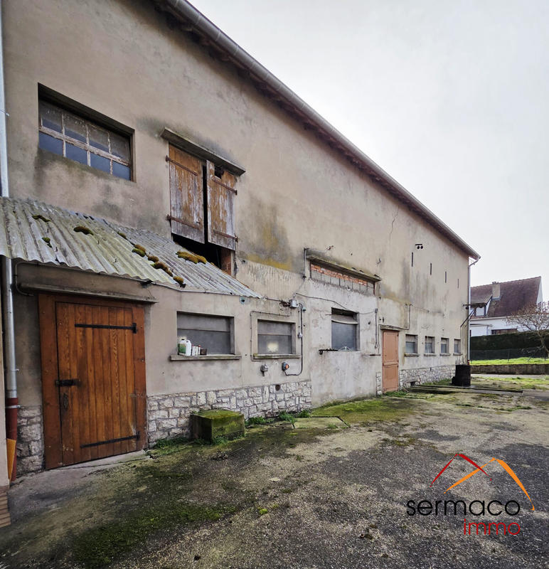 Ferme - 462 m² - 1 pièce