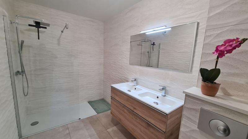 Appartement - 85 m² - 4 pièces