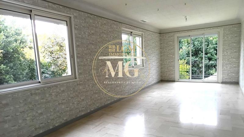 Appartement - 117 m² - 4 pièces