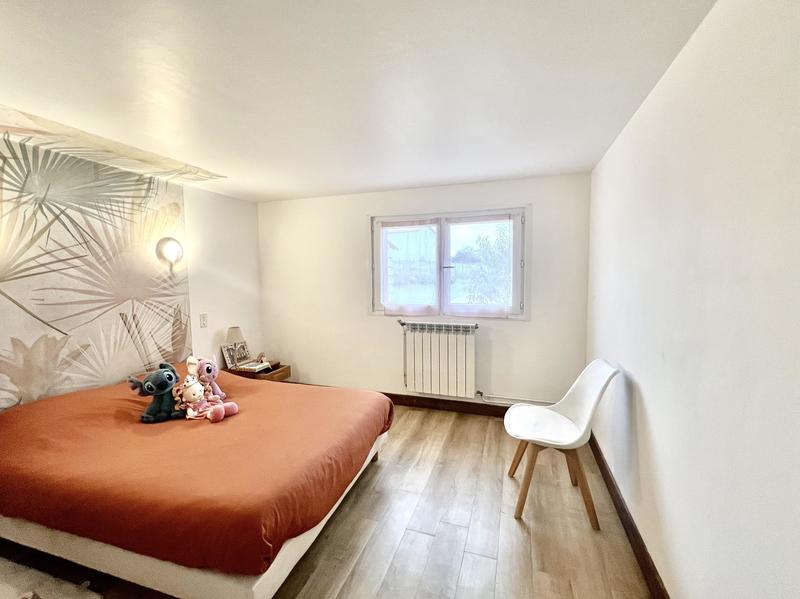 Demeure - 311 m² - 12 pièces