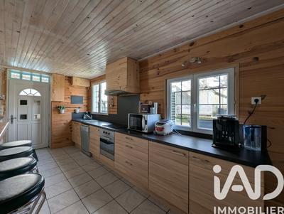 Maison - 108 m² - 4 pièces
